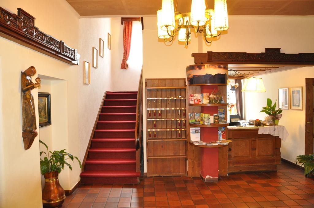 Hotel Post Großkirchheim Стая снимка