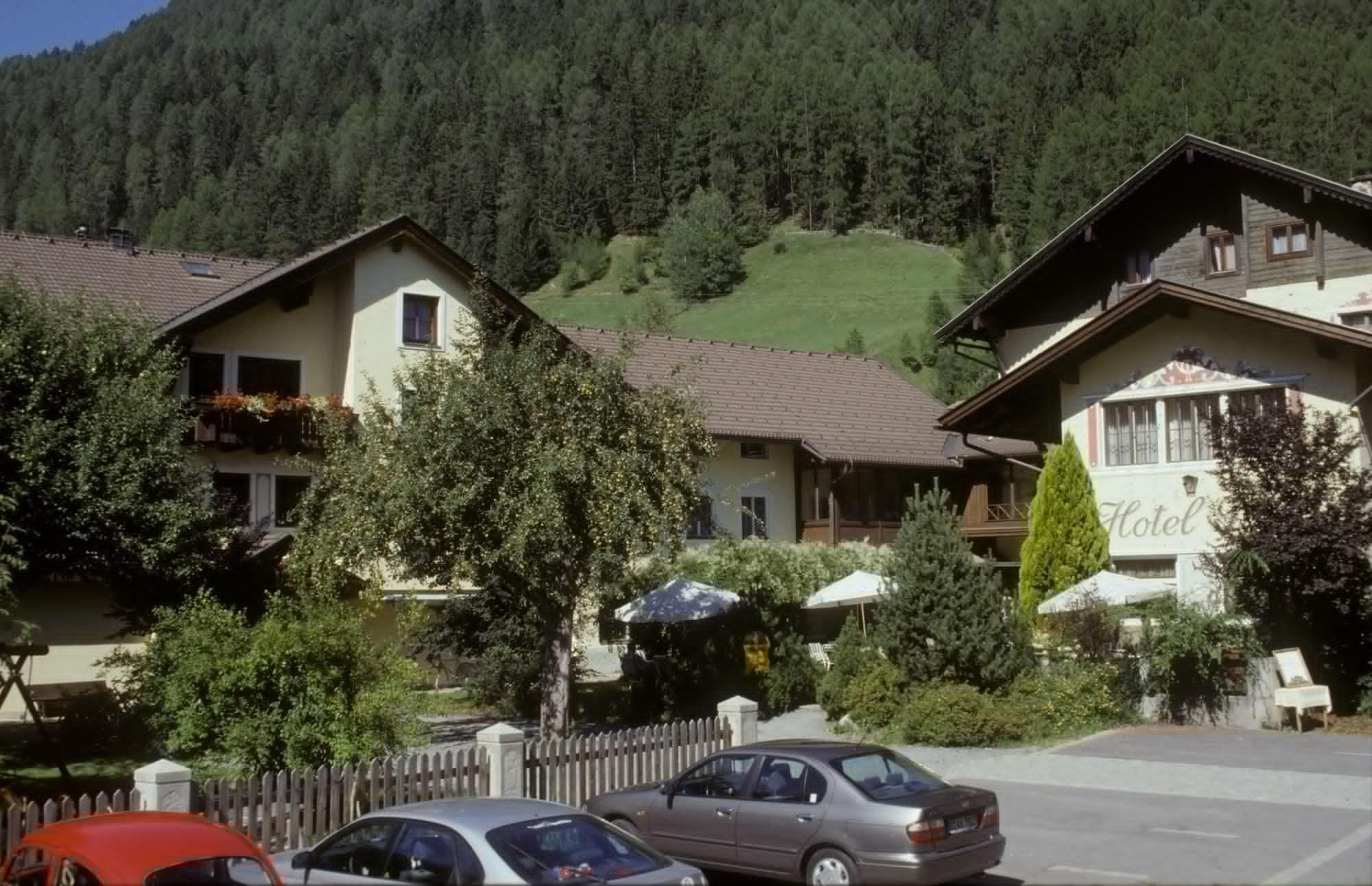 Hotel Post Großkirchheim Екстериор снимка