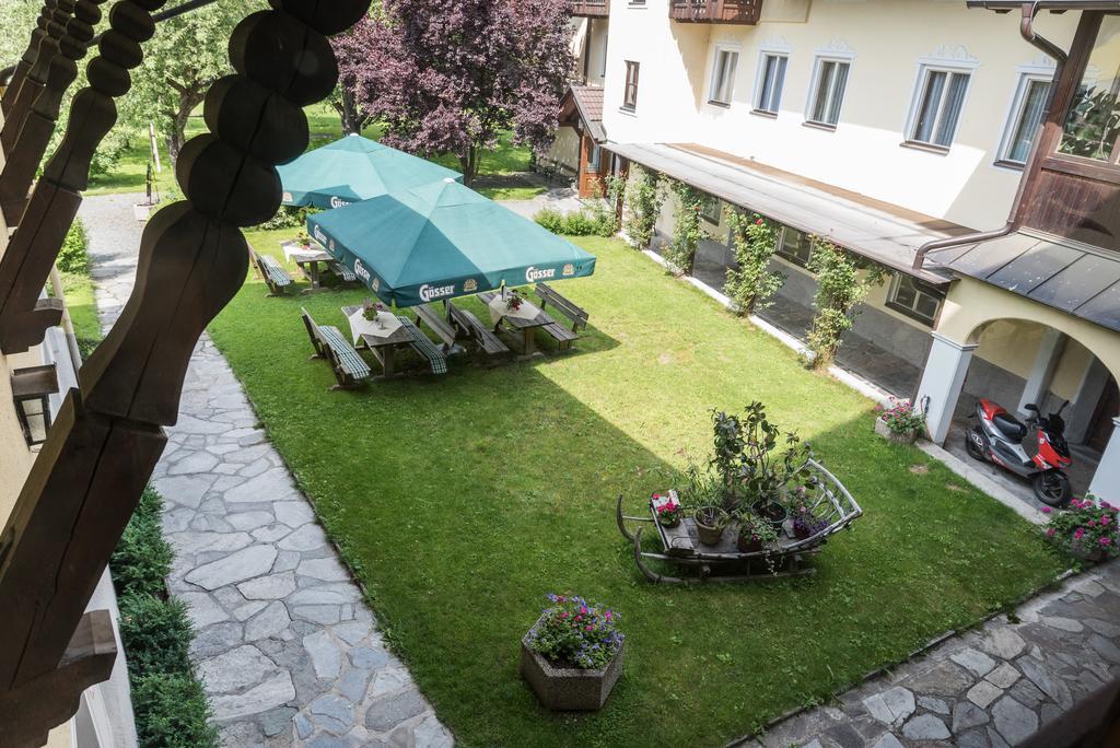 Hotel Post Großkirchheim Екстериор снимка
